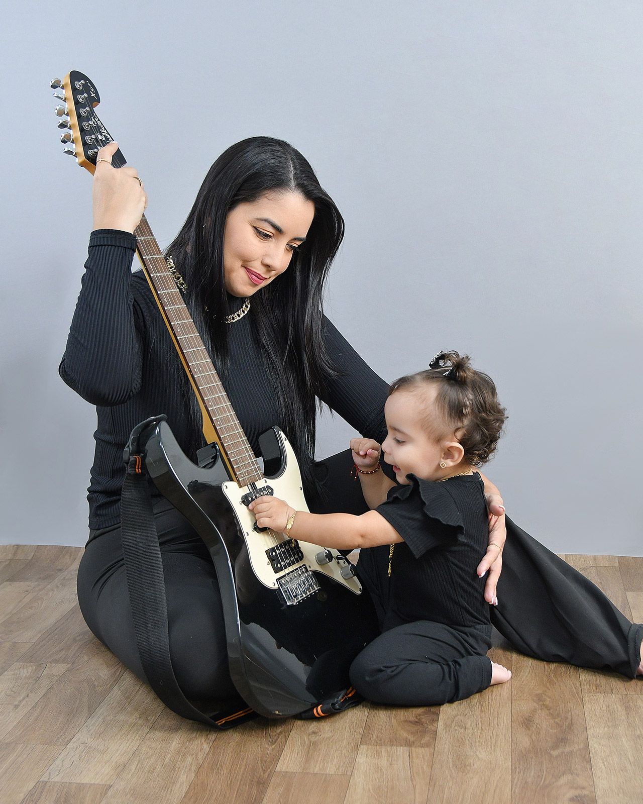 fotografia-estudio-madres-mommy-and-me-guitarra-riohacha-sym-foto-digital